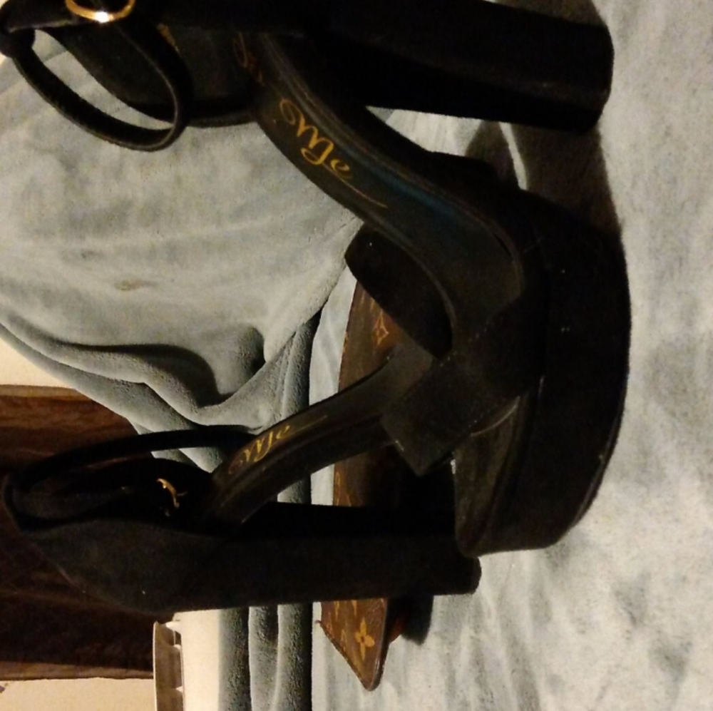 Black heels